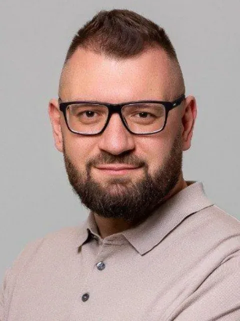 Владимир Назаров